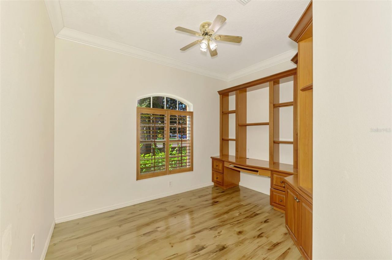 4889 Carrington Circle, Sarasota, FL 34243 Photo