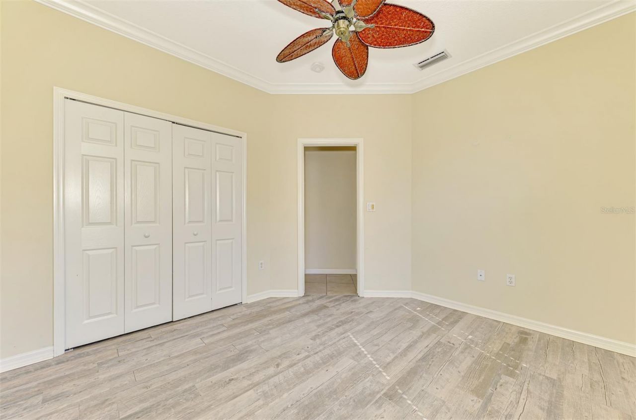 4889 Carrington Circle, Sarasota, FL 34243 Photo