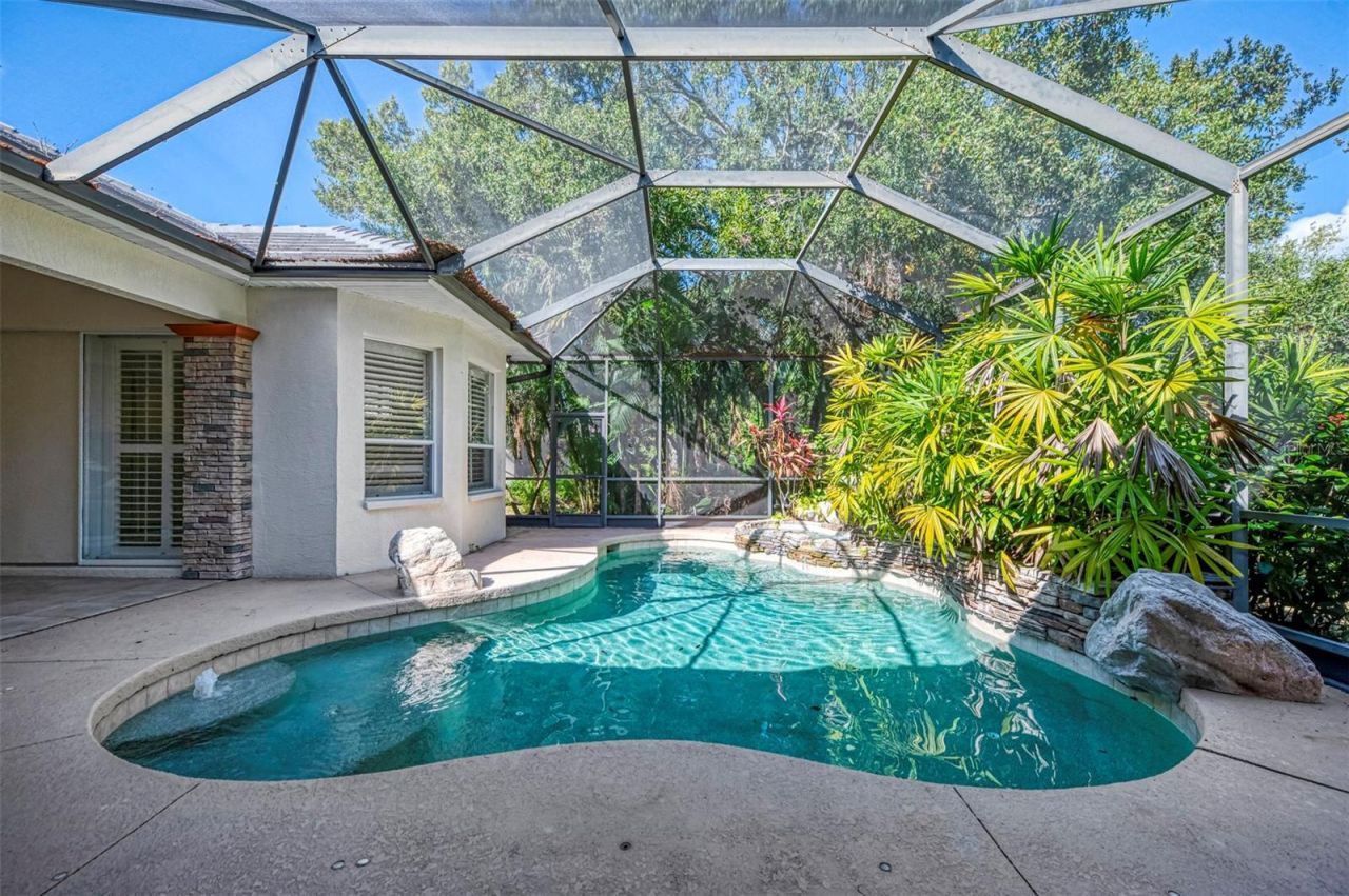 4889 Carrington Circle, Sarasota, FL 34243 Photo