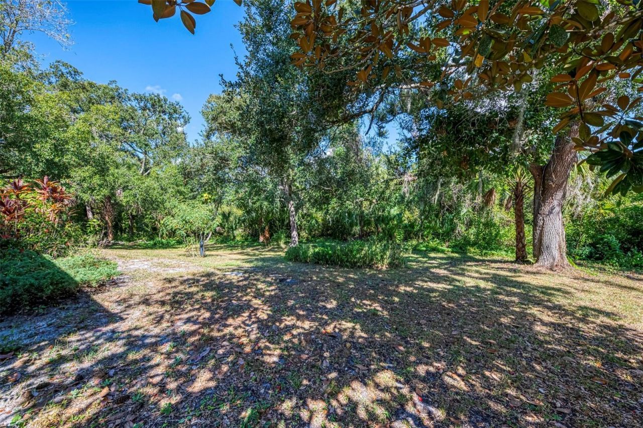 4889 Carrington Circle, Sarasota, FL 34243 Photo