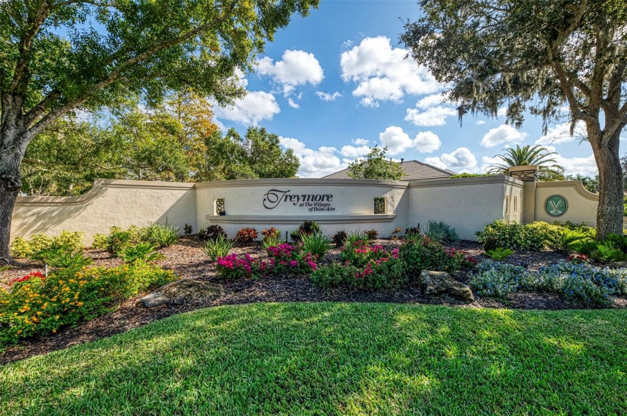 4889 Carrington Circle, Sarasota, FL 34243 Photo