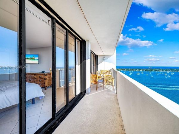 Unit 2504, West Palm Beach, FL 33407