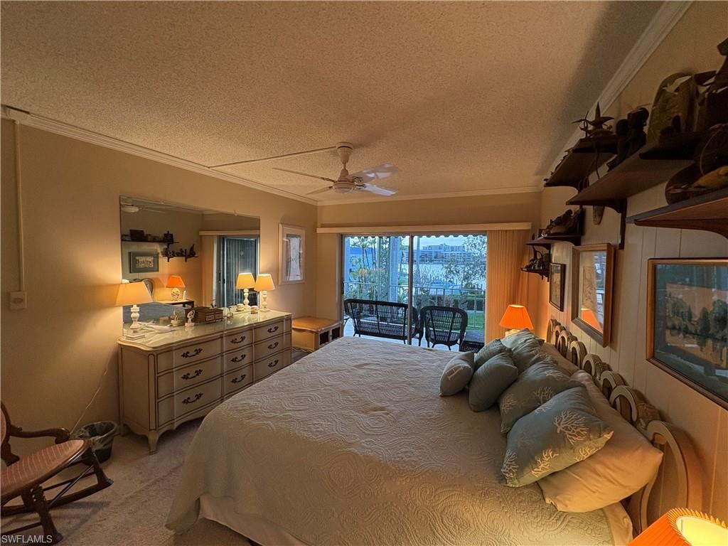 383 Harbour Dr, Unit 207, Naples, FL 34103 Photo