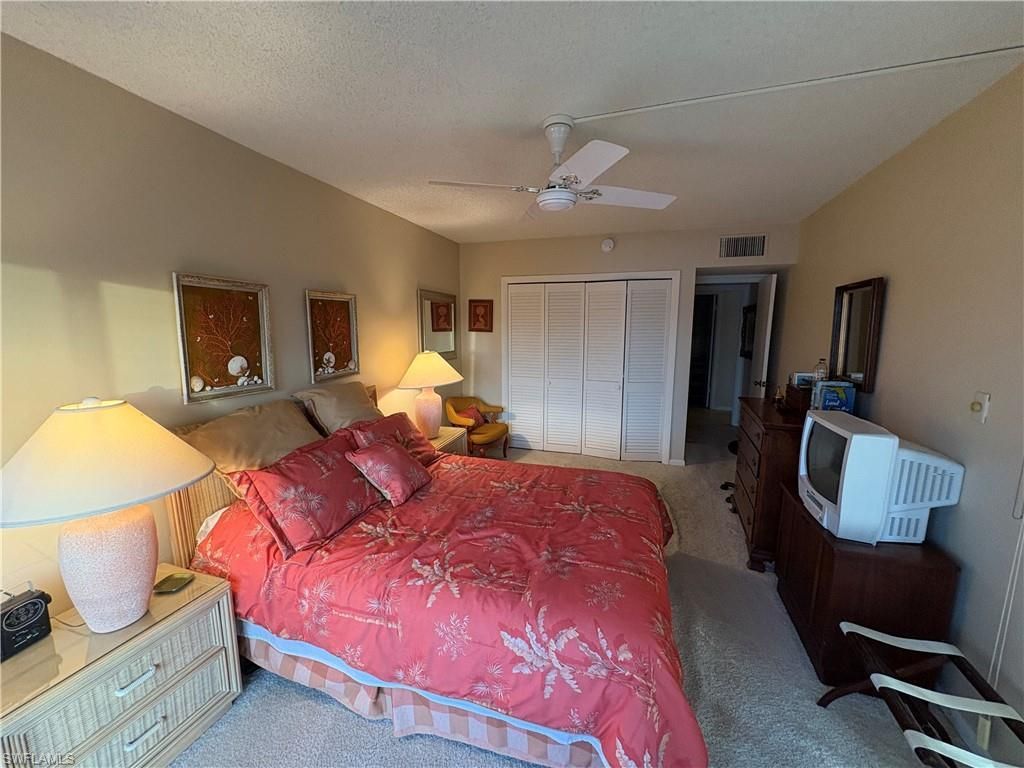 383 Harbour Dr, Unit 207, Naples, FL 34103 Photo