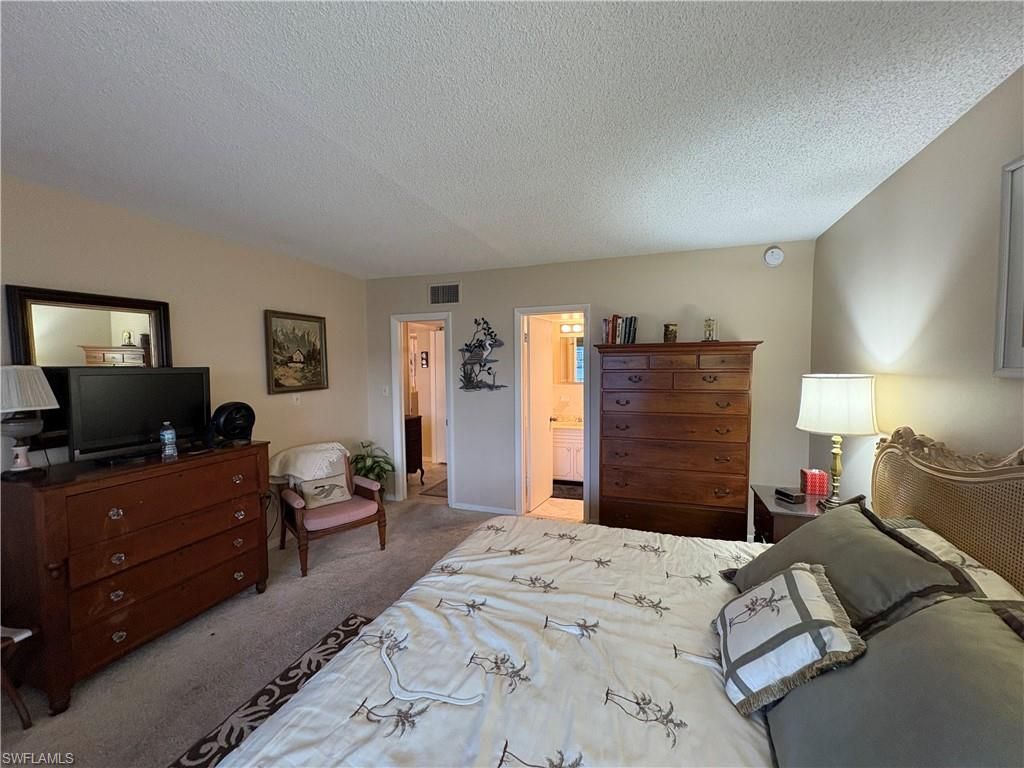 383 Harbour Dr, Unit 207, Naples, FL 34103 Photo