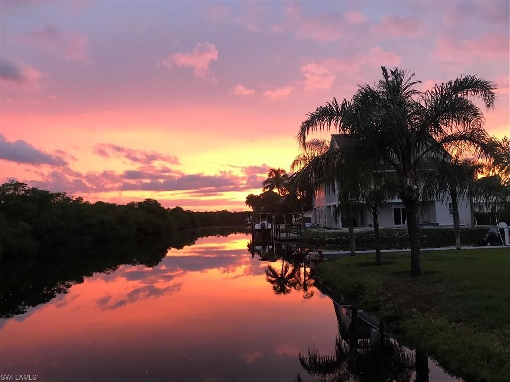 1277 Grand Canal Dr, Naples, FL 34110 Photo