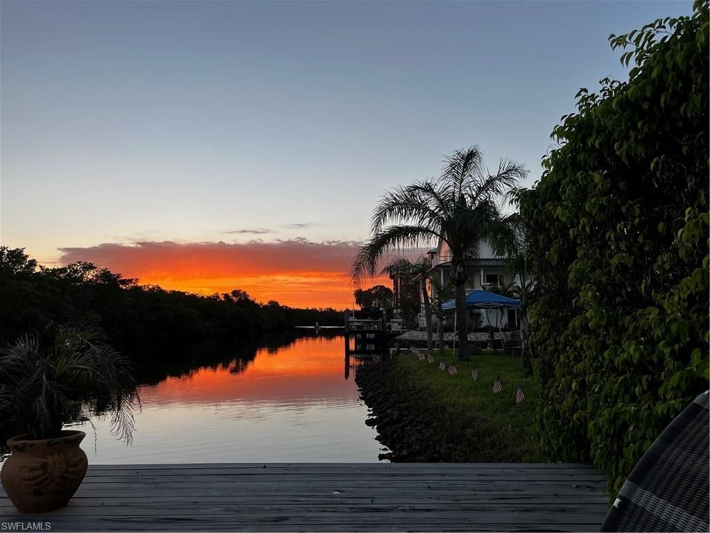 1277 Grand Canal Dr, Naples, FL 34110 Photo