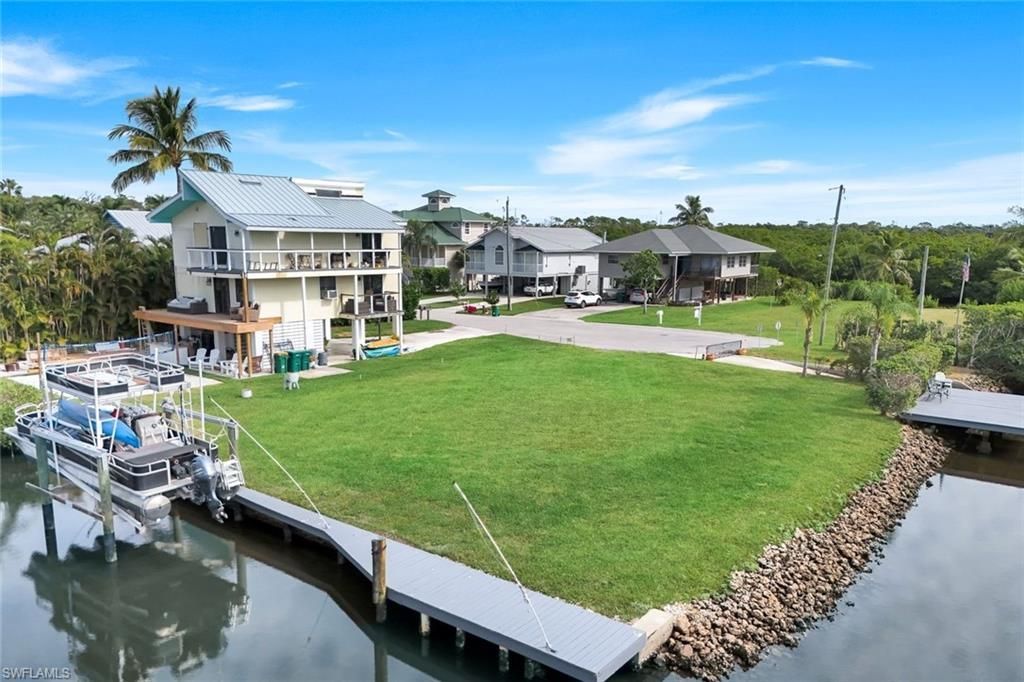 1277 Grand Canal Dr, Naples, FL 34110 Photo