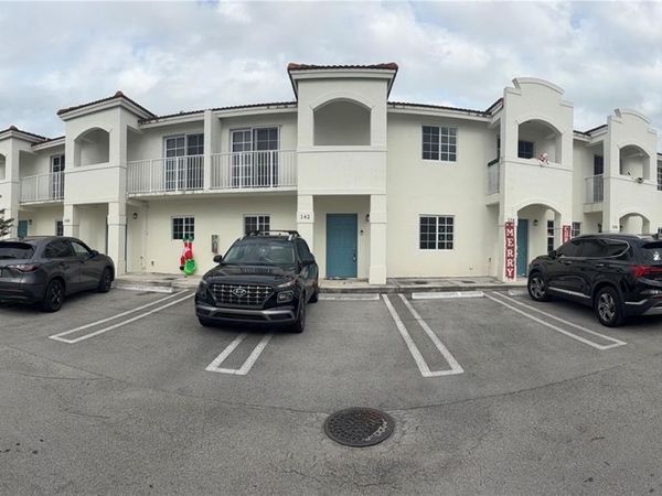 142 SW 3rd Ct, Florida City, FL 33034