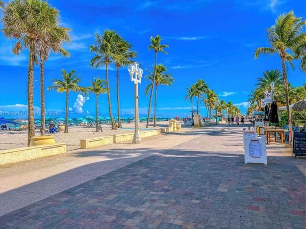 326 Wilson St, Unit 205, Hollywood, FL 33019