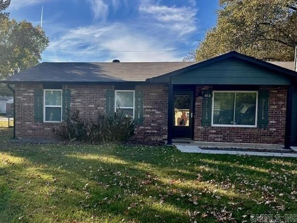 813 Lehman Drive, Jacksonville, AR 72076
