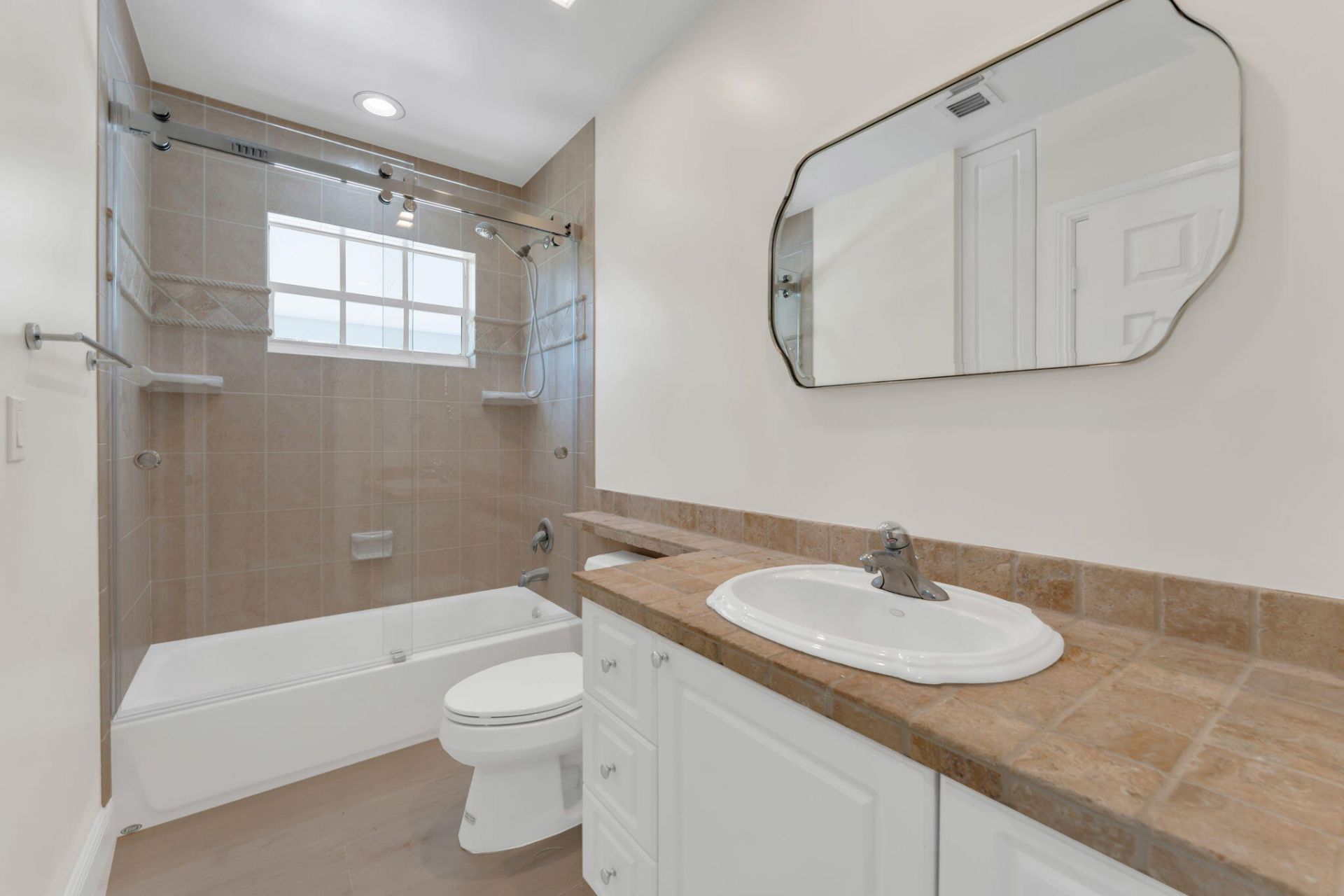 2070 NE 27th Street, Lighthouse Point, FL 33064 Photo