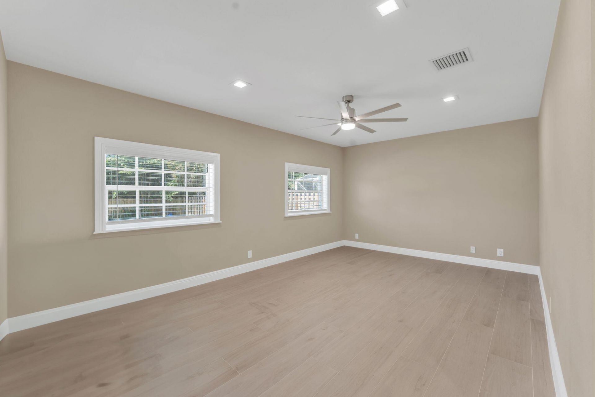 2070 NE 27th Street, Lighthouse Point, FL 33064 Photo