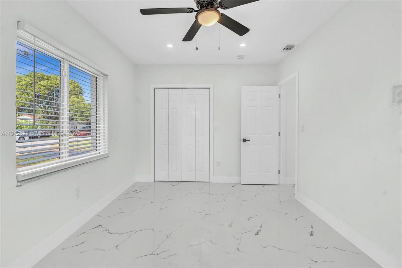 141 NW 89th St, El Portal, FL 33150 Photo