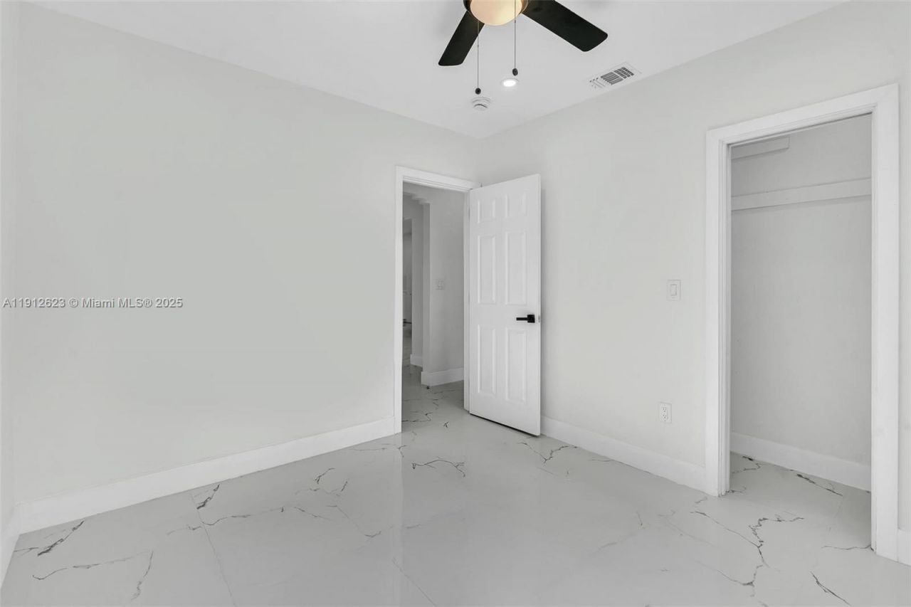 141 NW 89th St, El Portal, FL 33150 Photo