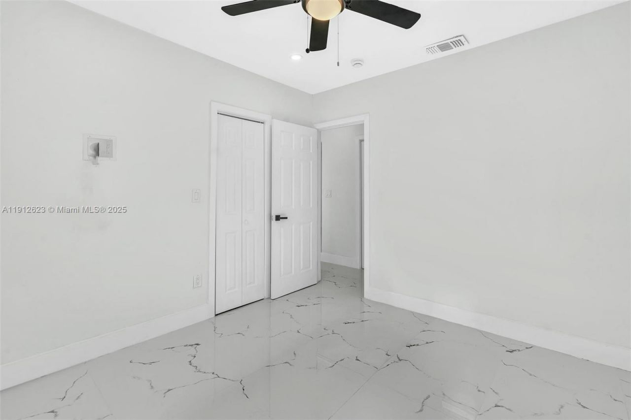 141 NW 89th St, El Portal, FL 33150 Photo