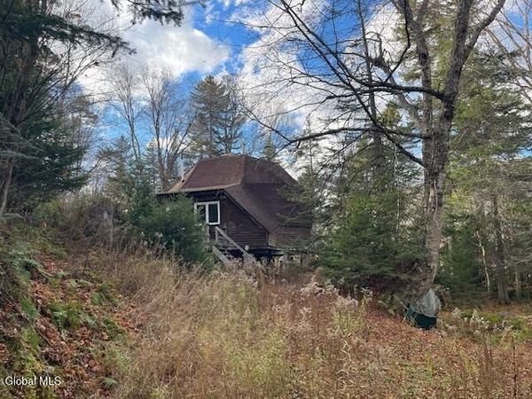 1884 Goodnow Flow, Newcomb, NY 12852