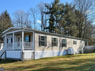250 WOODED DRIVE, DOYLESTOWN, PA 18901