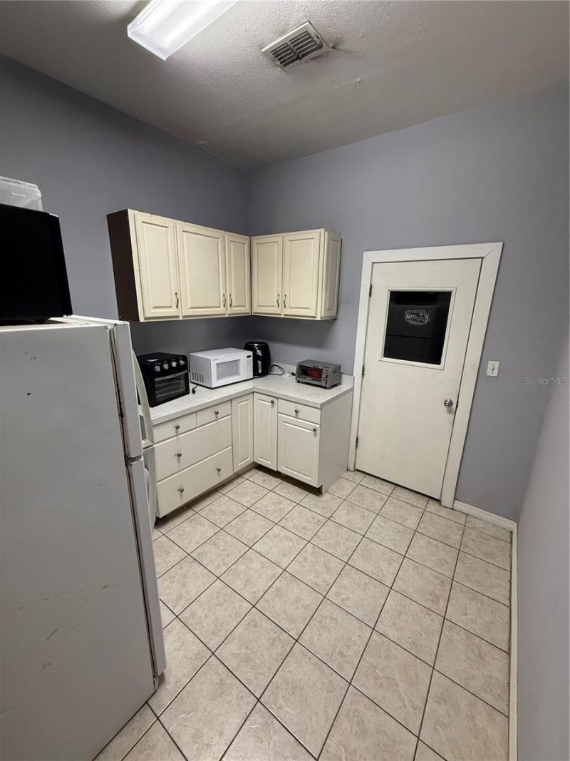 9334 State Road 52, Hudson, FL 34669 Photo