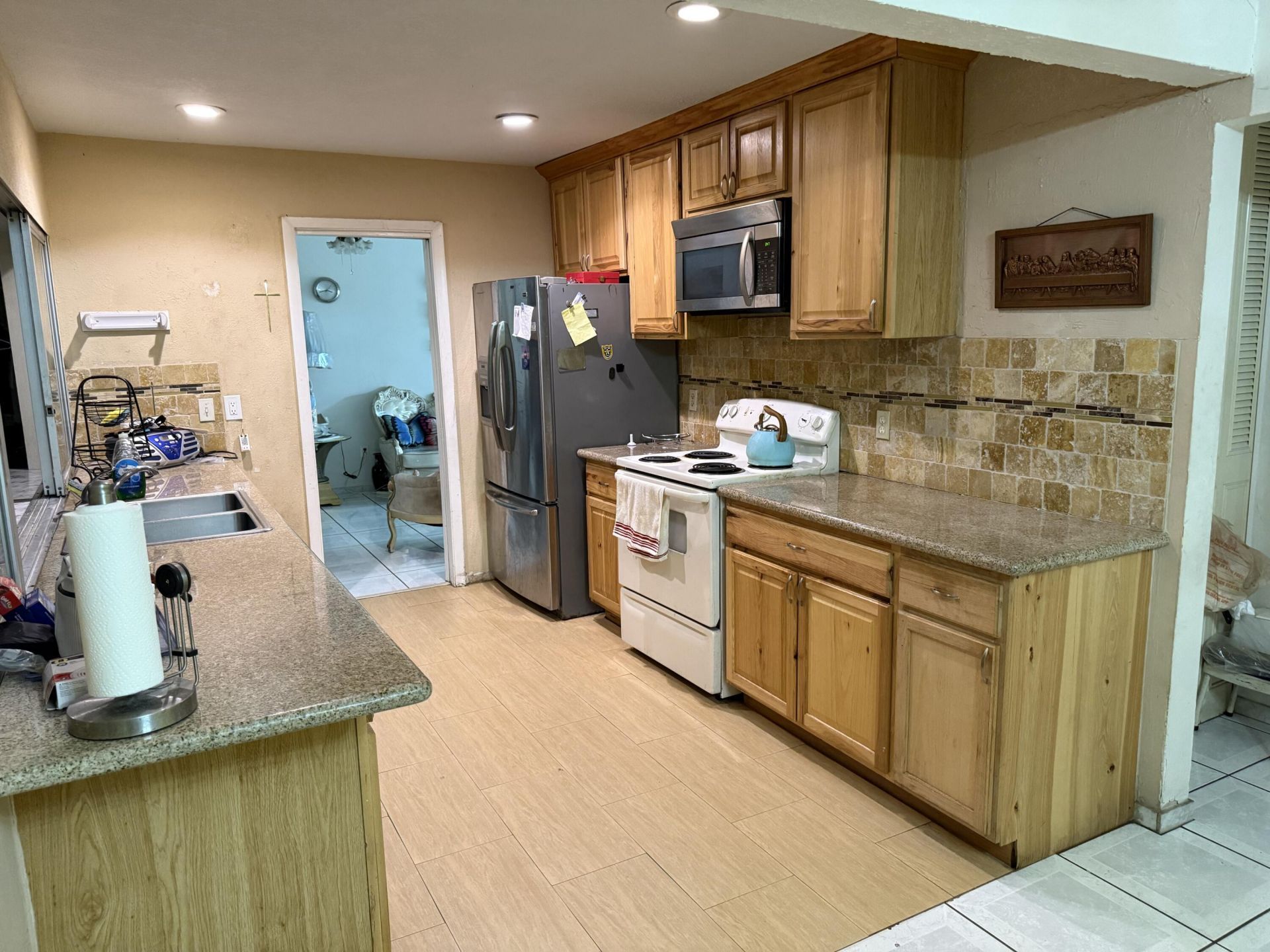 2360 NW 37th Terrace, Lauderdale Lakes, FL 33311 Photo