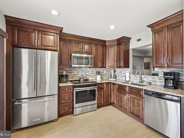 631 B MADISON DRIVE, MONROE TOWNSHIP, NJ 08831