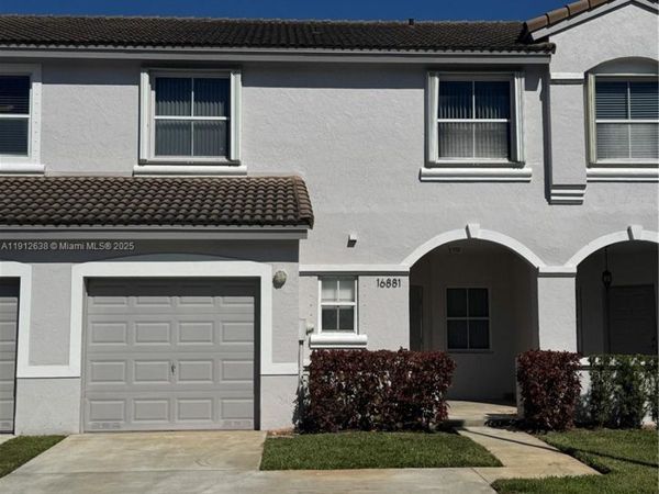 16881 SW 1st Mnr, Pembroke Pines, FL 33027