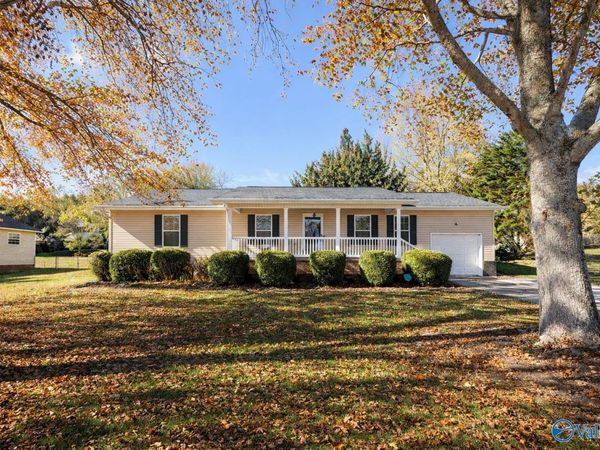 1019 8th Street, Arab, AL 35016