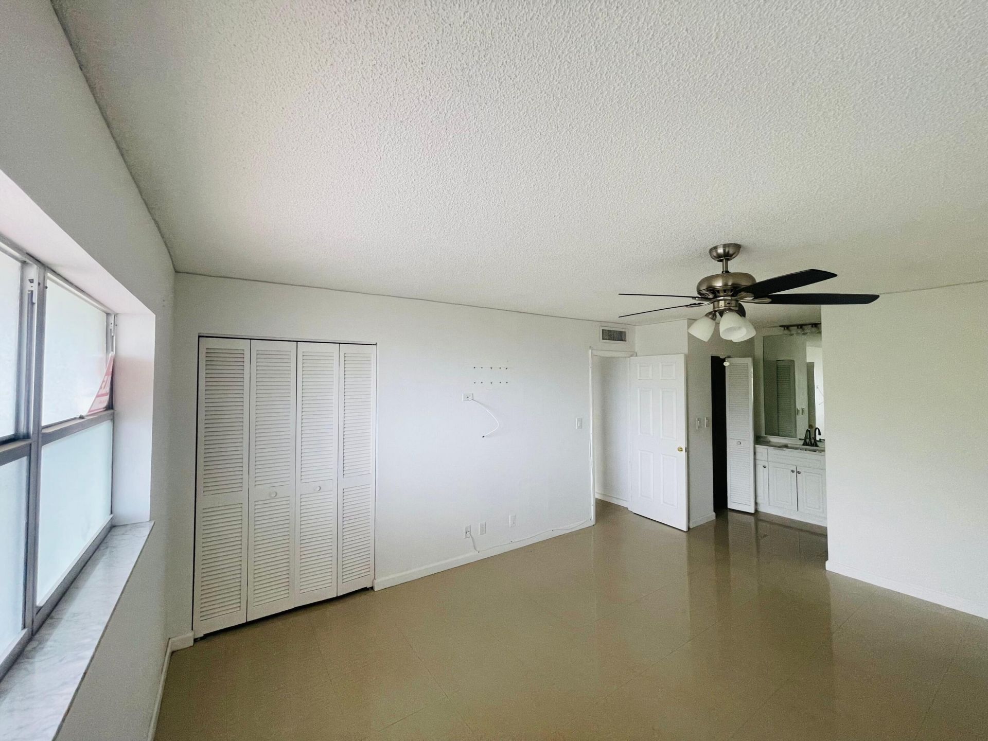 6300 S Falls Cir Drive, Unit 412, Lauderhill, FL 33319 Photo