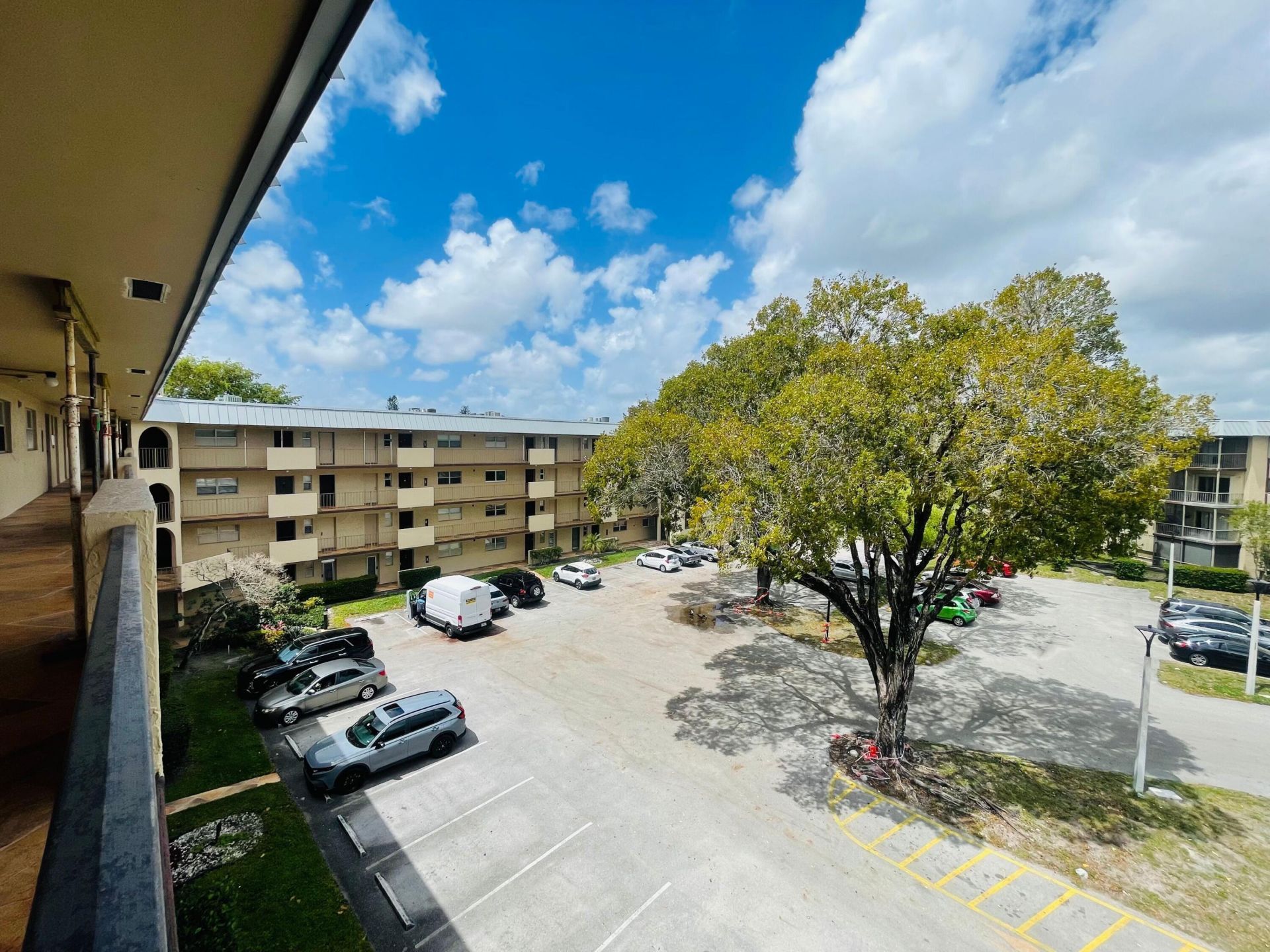 6300 S Falls Cir Drive, Unit 412, Lauderhill, FL 33319 Photo