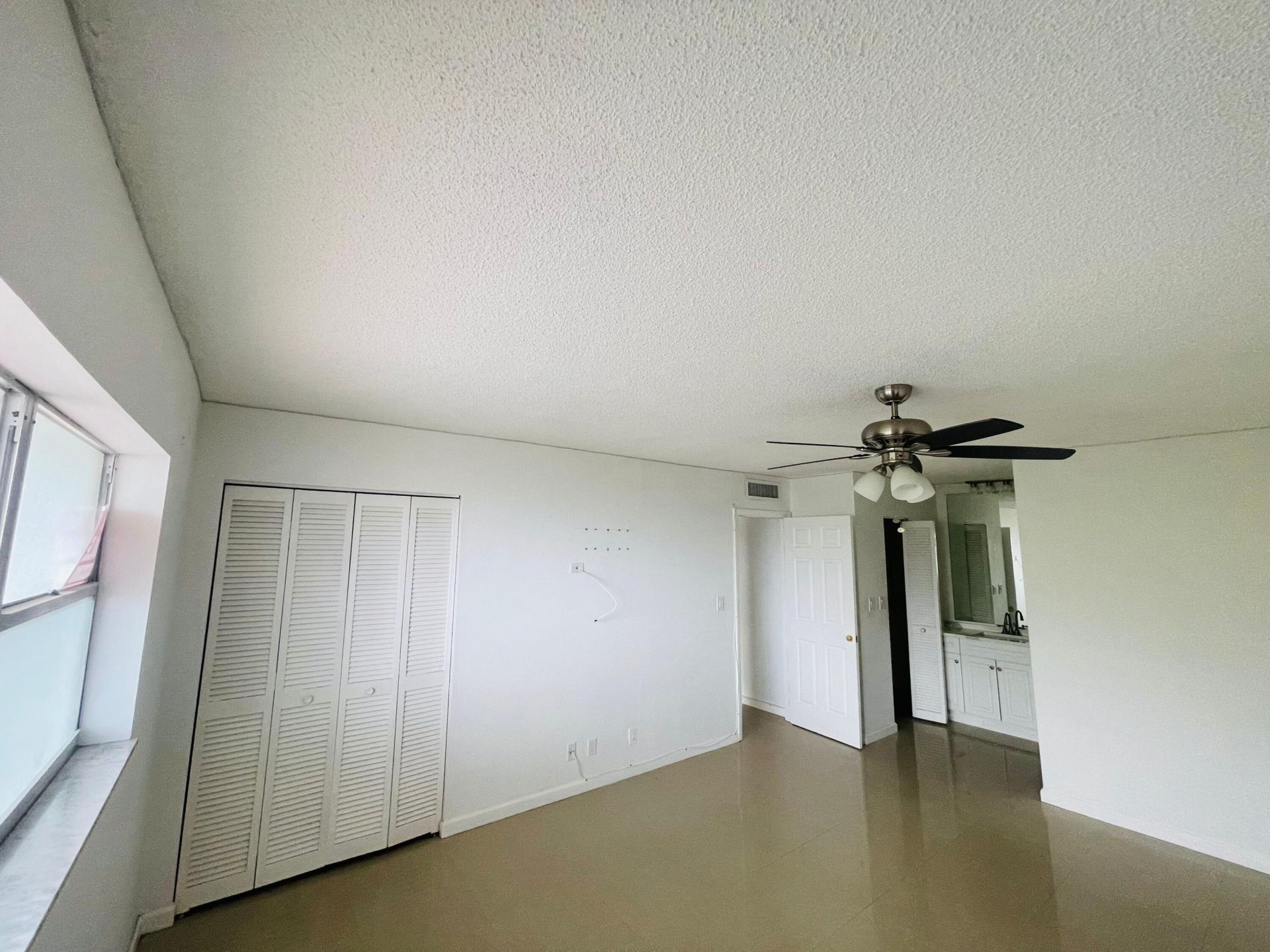 6300 S Falls Cir Drive, Unit 412, Lauderhill, FL 33319 Photo