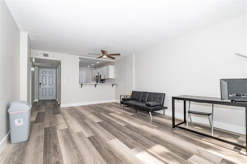 119 Royal Park Drive, Unit 4H, Oakland Park, FL 33309 Photo