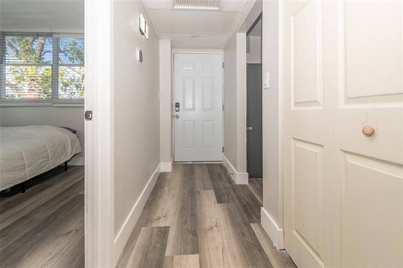 119 Royal Park Drive, Unit 4H, Oakland Park, FL 33309 Photo