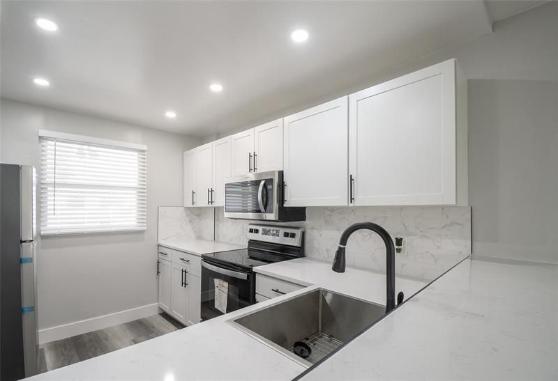 119 Royal Park Drive, Unit 4H, Oakland Park, FL 33309 Photo