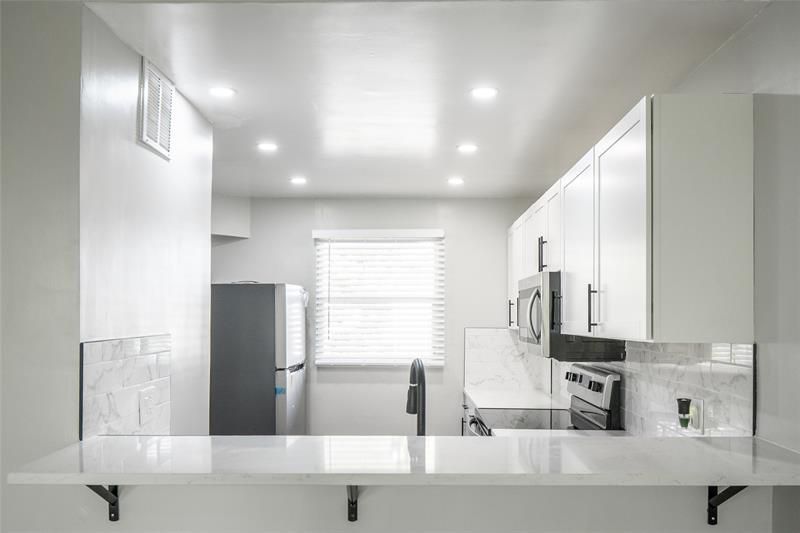 119 Royal Park Drive, Unit 4H, Oakland Park, FL 33309 Photo