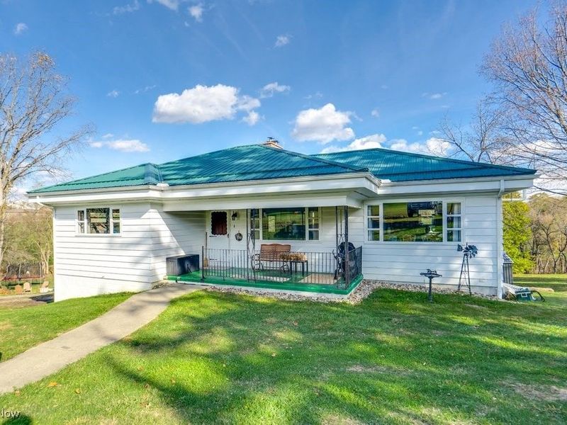 161 Ridgeway Road, Richmond, OH 43944 Photo 3