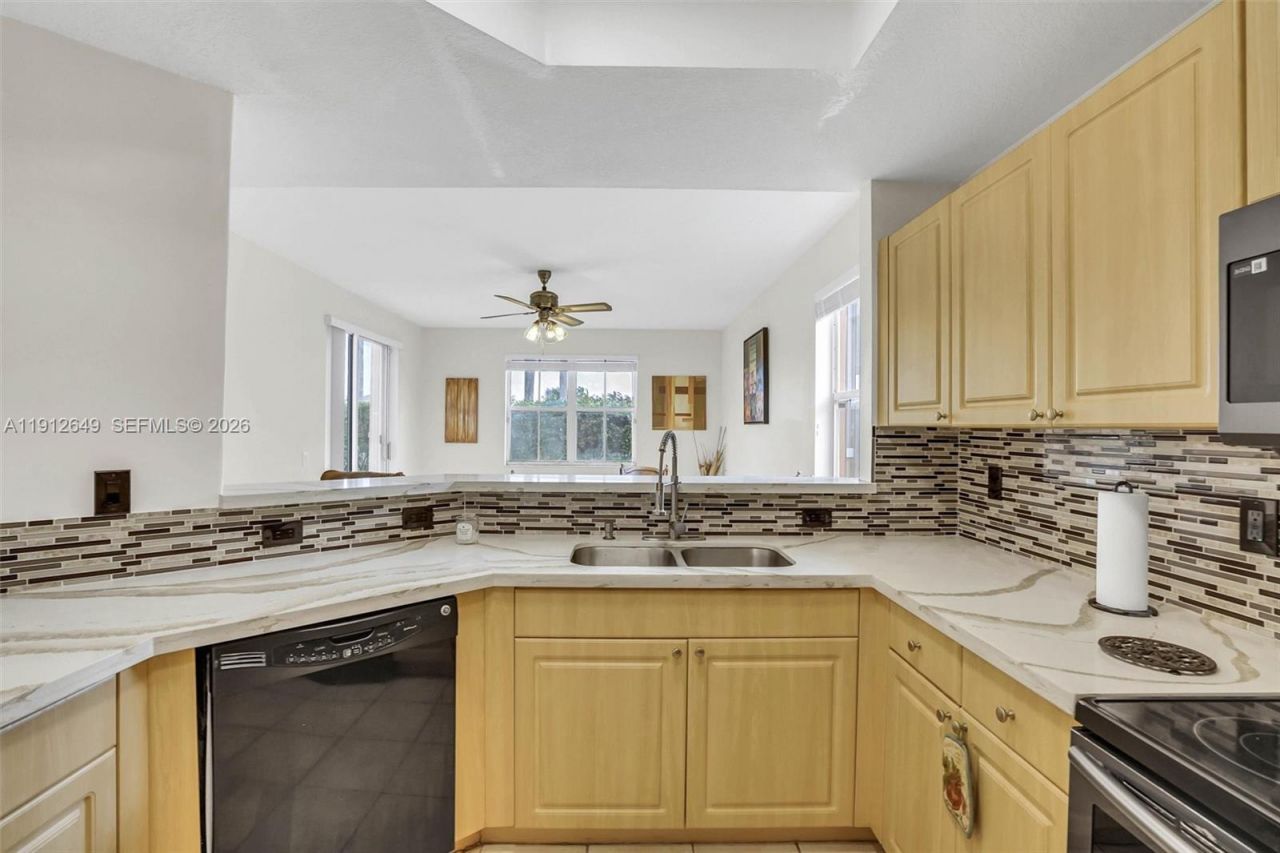 13117 SW 49th Ct, Miramar, FL 33027 Photo