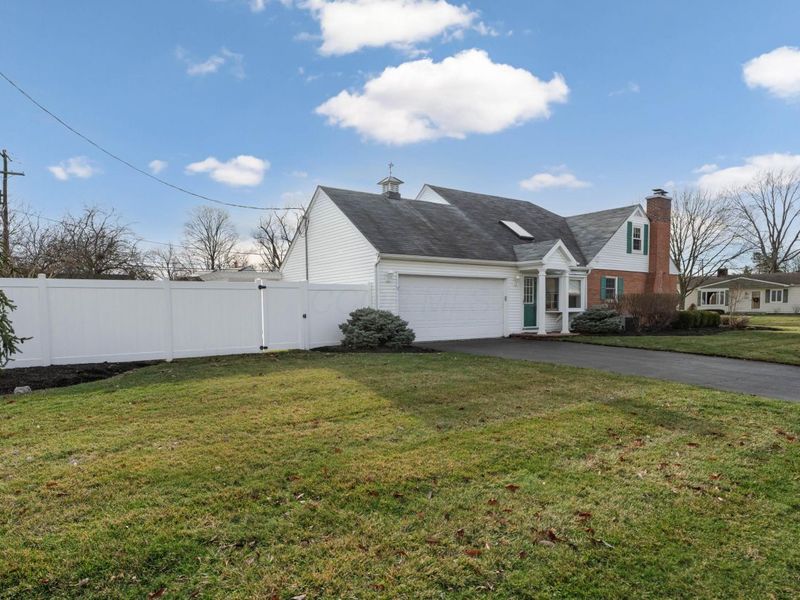 3106 Somerford Road, Columbus, OH 43221 Photo 4