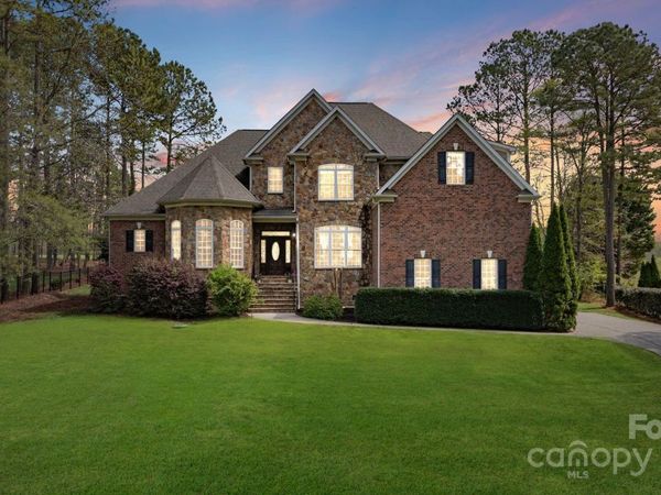 116 Whispering Cove Court, Mooresville, NC 28117