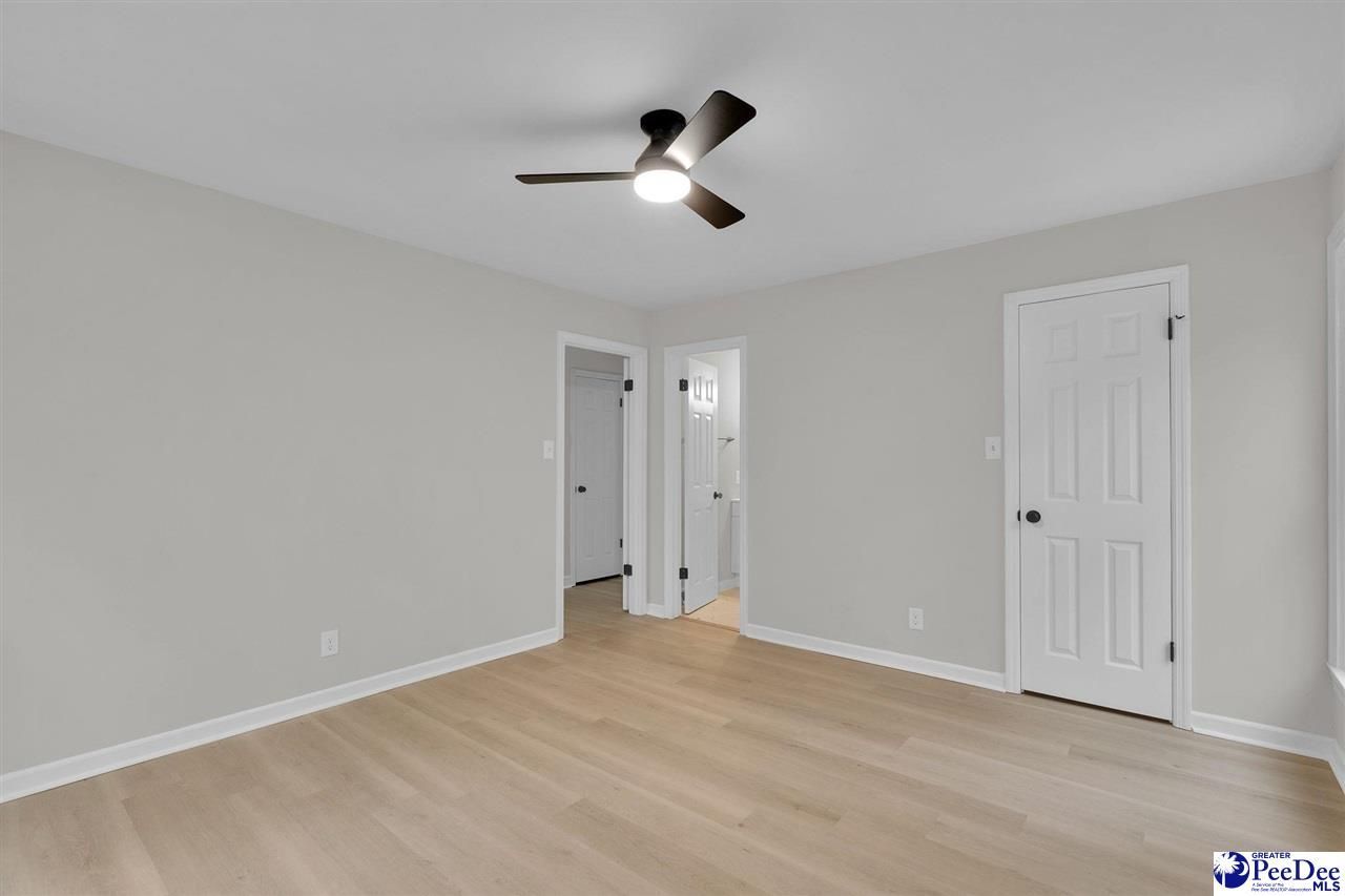 1442 London Drive Photo 22