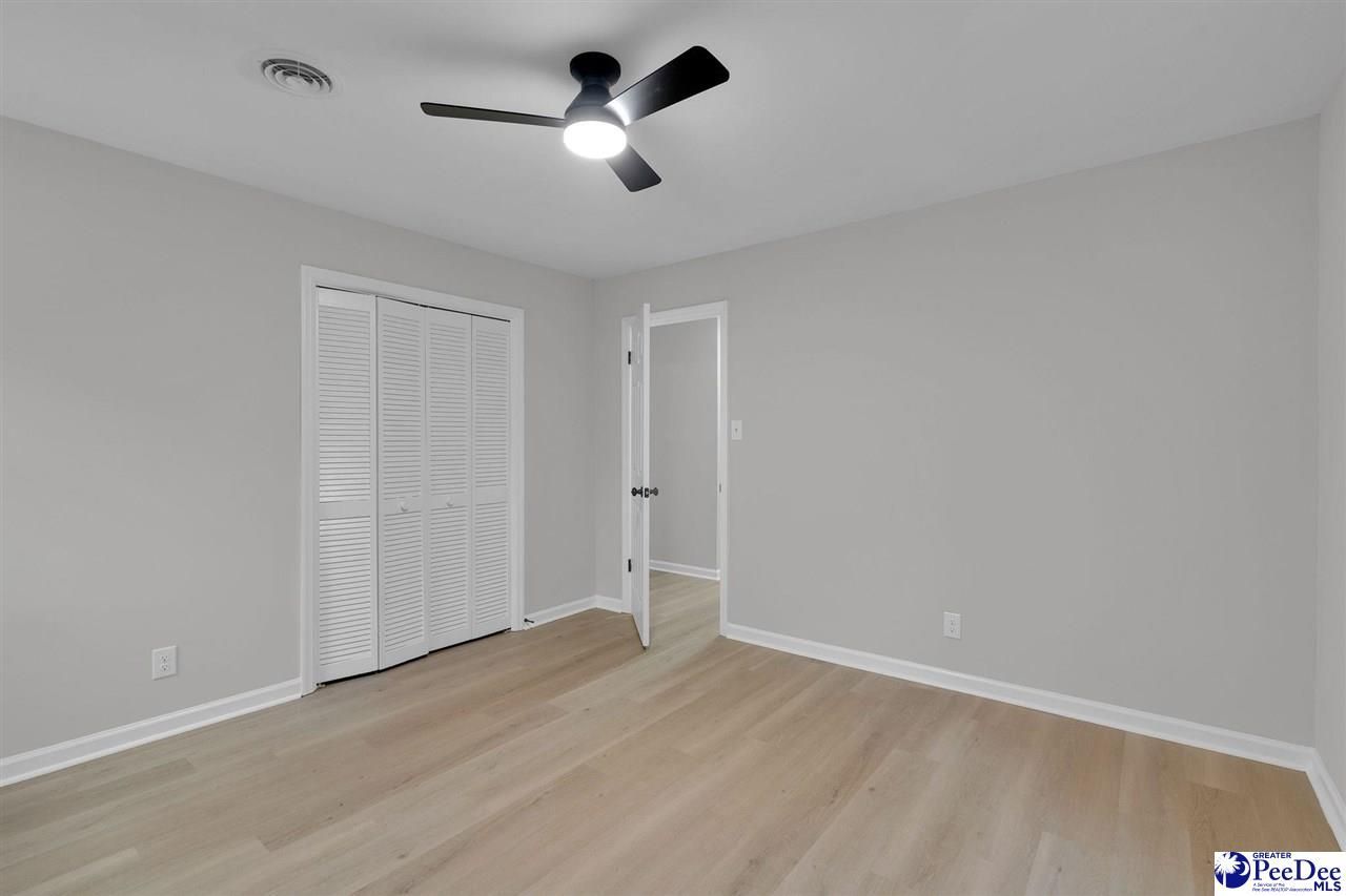 1442 London Drive Photo 26