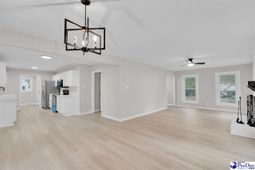 1442 London Drive photo 4