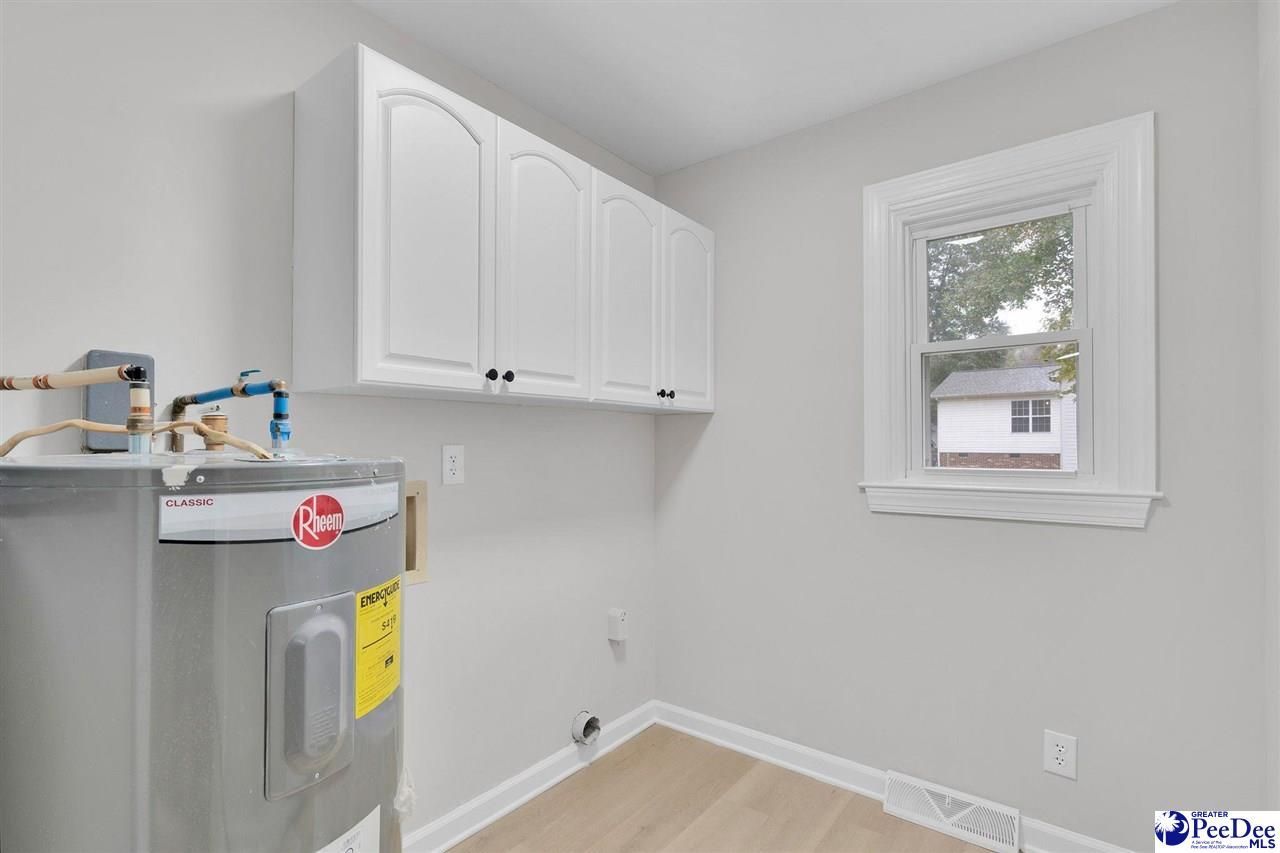 1442 London Drive Photo 30