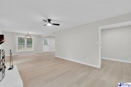 1442 London Drive photo 4