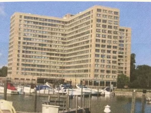 8900 E Jefferson Avenue, Unit 1012 - 101, Detroit, MI 48214