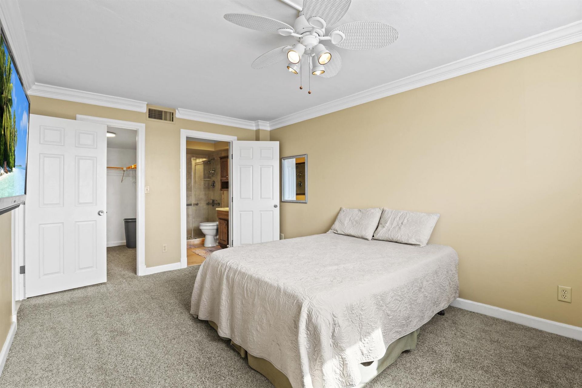 109 Paradise Harbour Boulevard, Unit 514, North Palm Beach, FL 33408 Photo