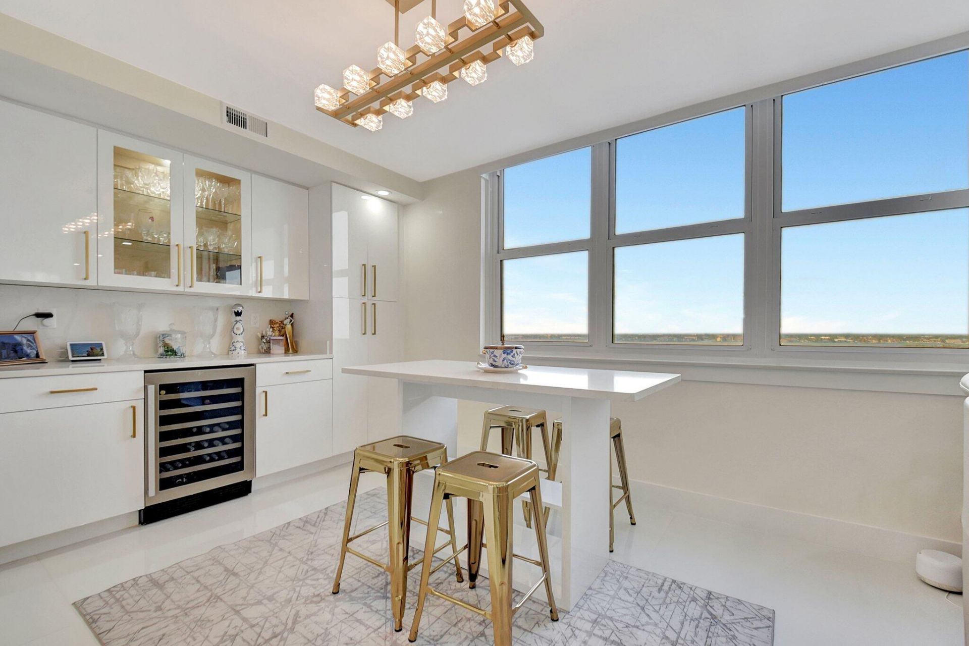 5440 N Ocean Drive, Unit 1002, Singer Island, FL 33404 Photo