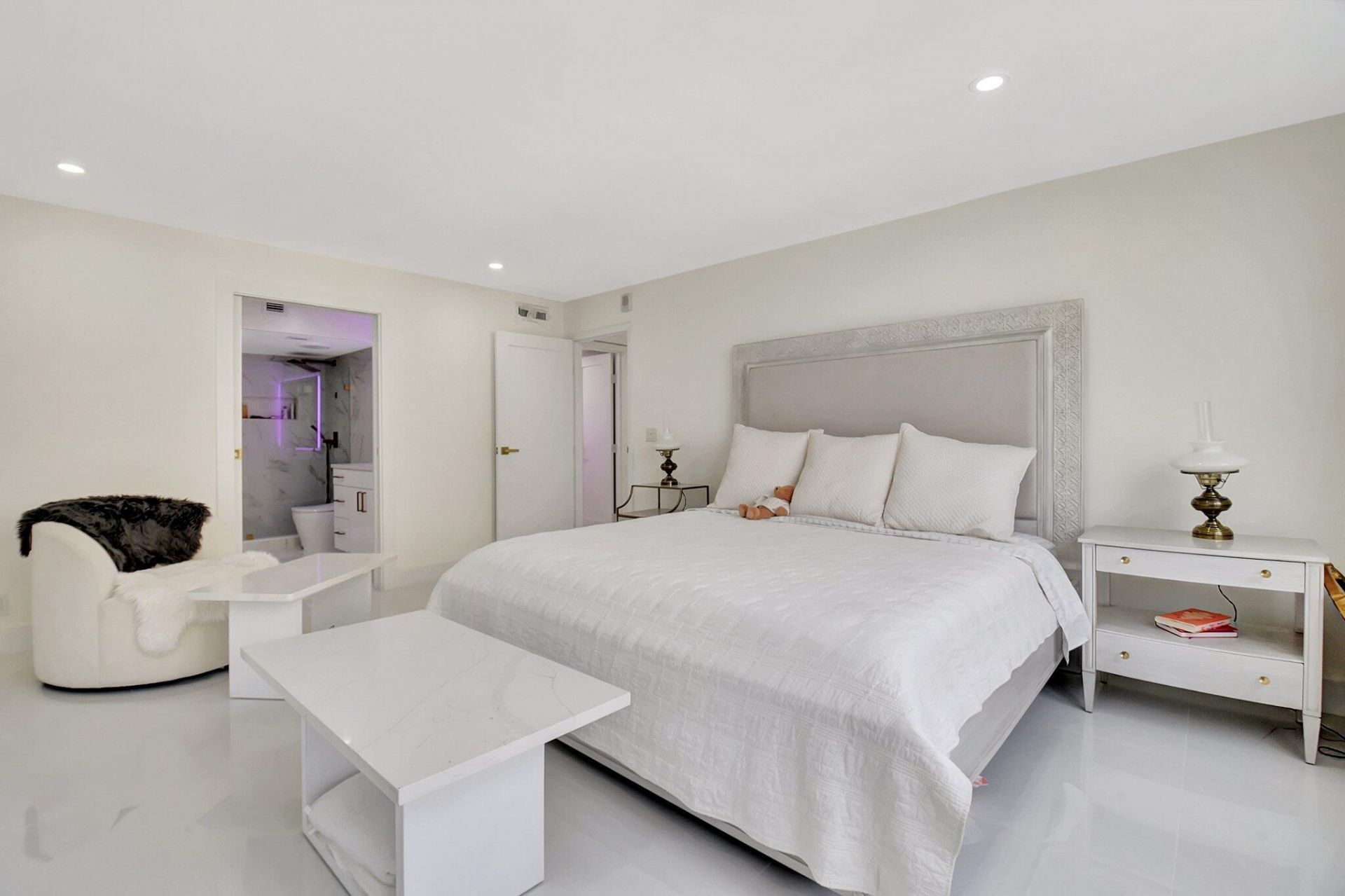 5440 N Ocean Drive, Unit 1002, Singer Island, FL 33404 Photo