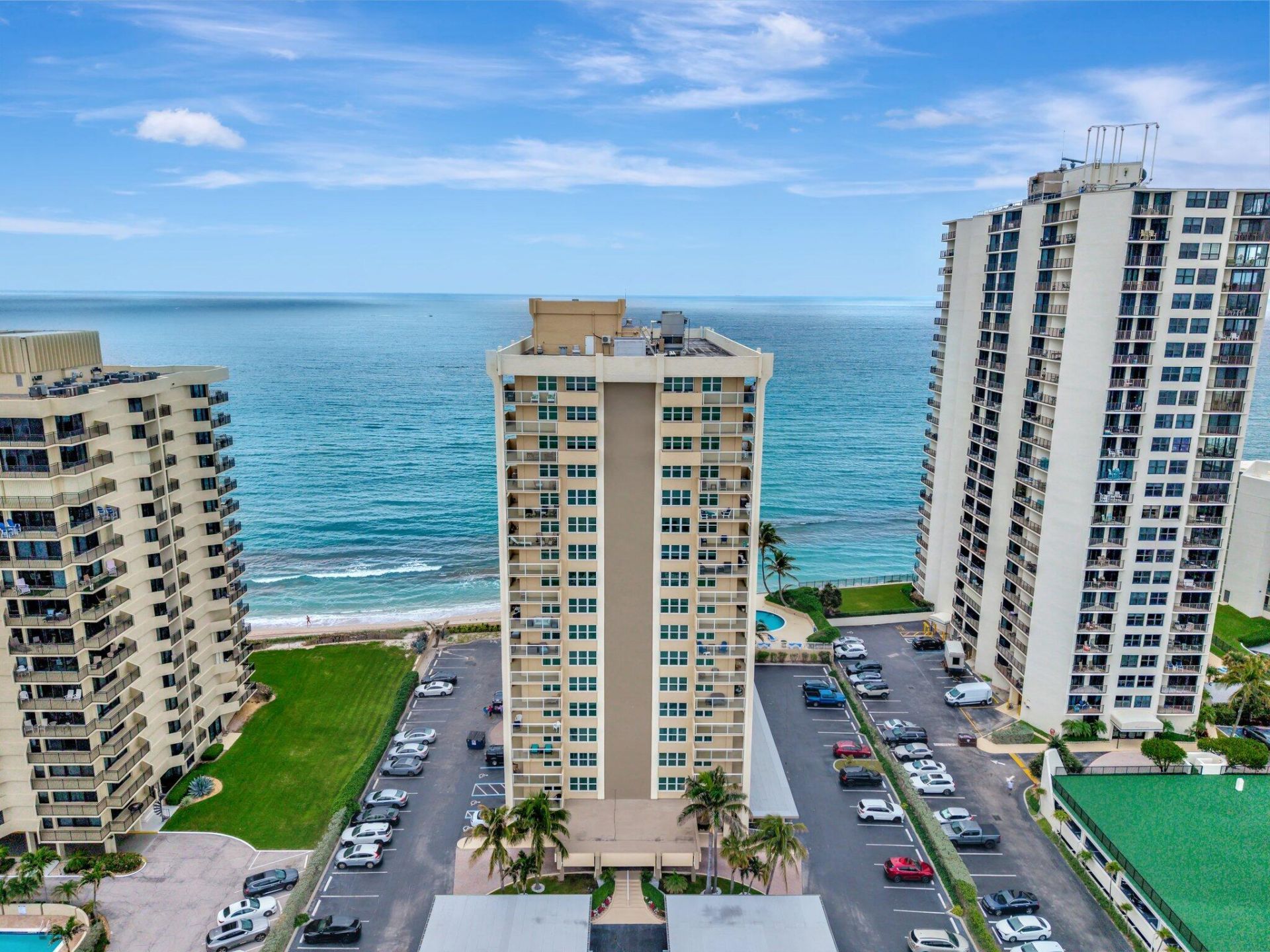 5440 N Ocean Drive, Unit 1002, Singer Island, FL 33404 Photo