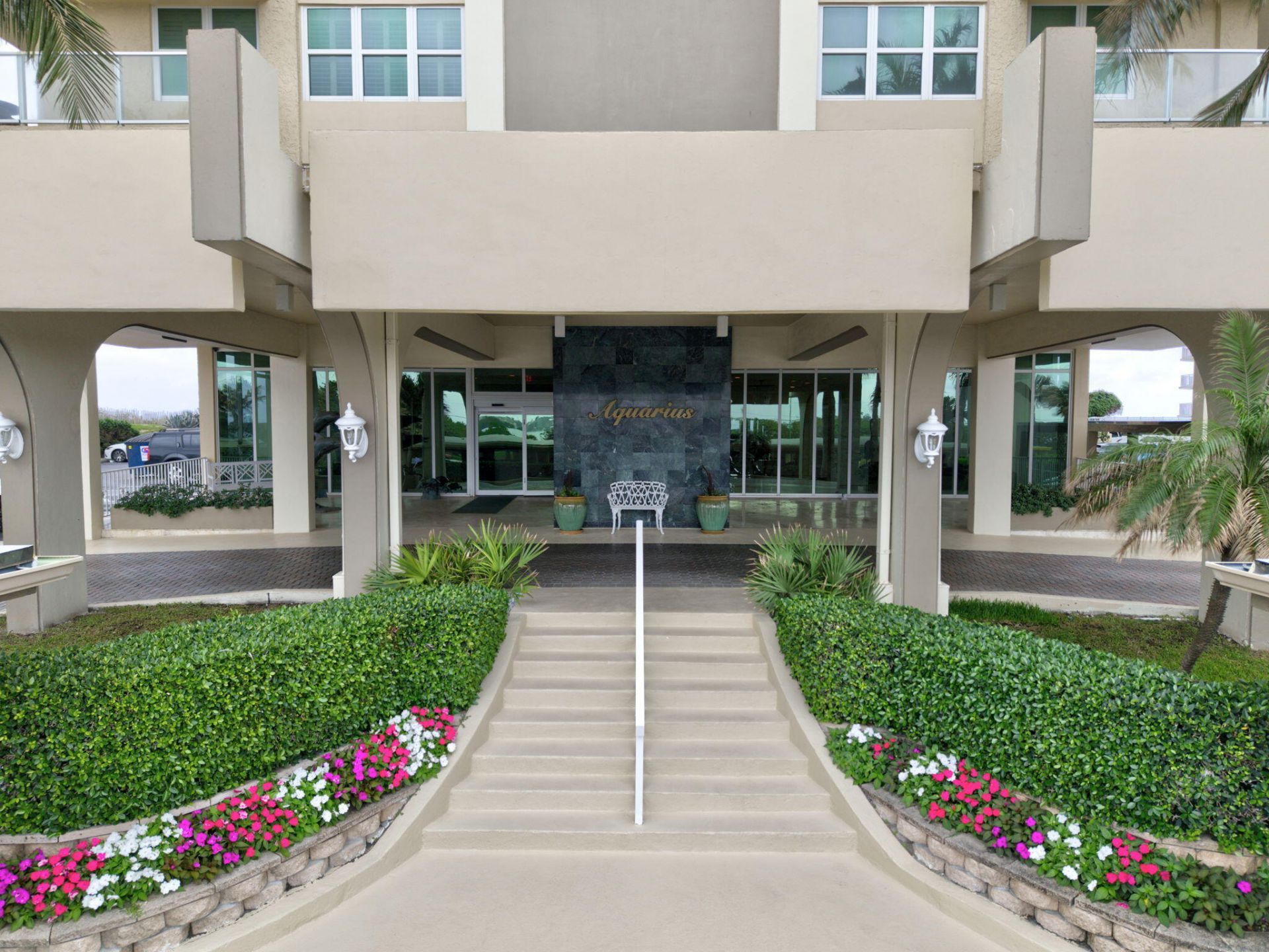 5440 N Ocean Drive, Unit 1002, Singer Island, FL 33404 Photo