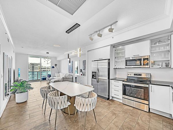 1945 S Ocean Drive, Unit 1803, Hallandale Beach, FL 33009